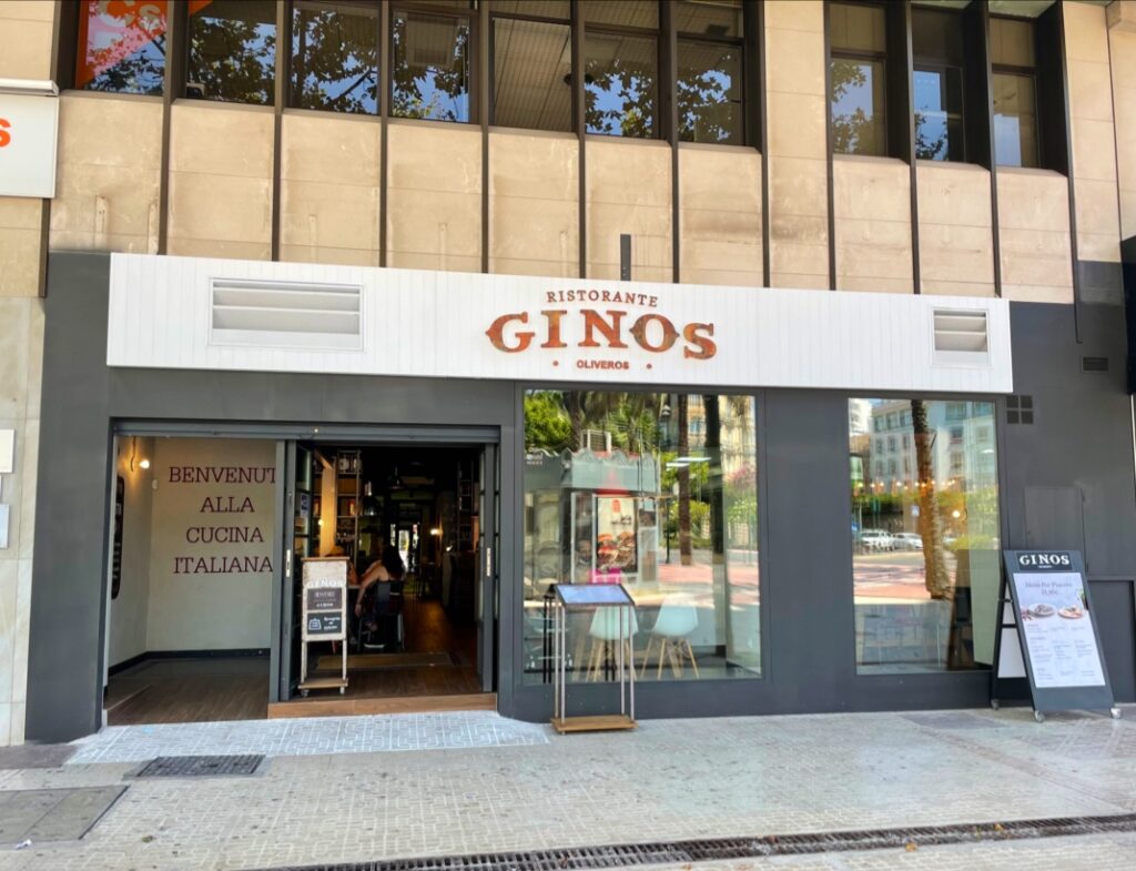 Ginos - Restaurante en Almería