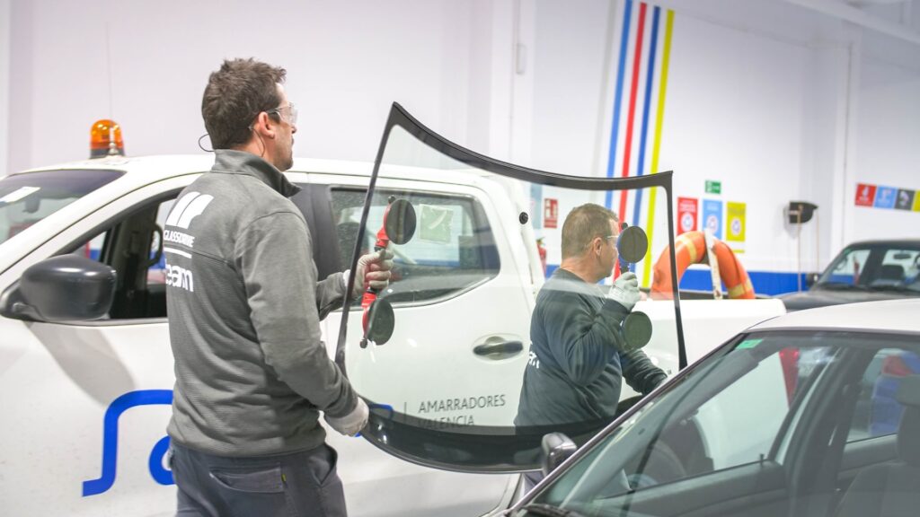 Glassdrive Almería - Taller de cristales para automóviles en Almería