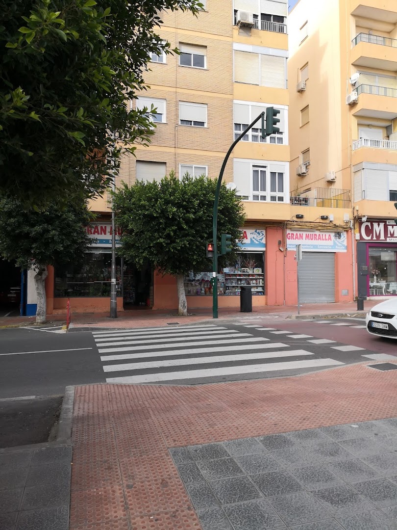 Gran Muralla - Comercio en Almería