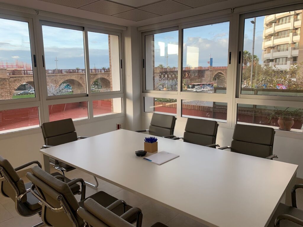 Grupo Dual Abogados y Asesores Tributarios - Servicios legales en Almería