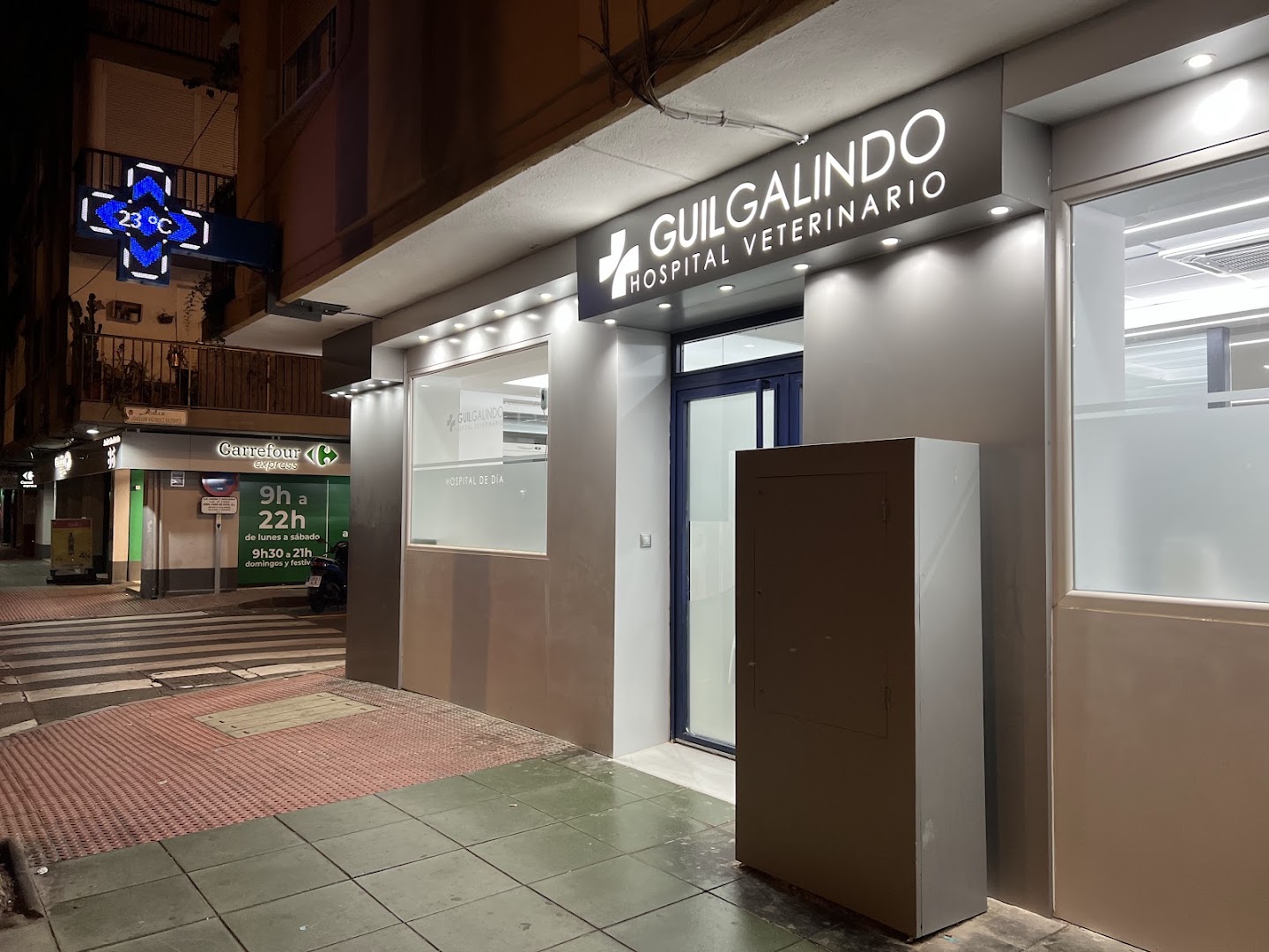 HOSPITAL VETERINARIO GUIL GALINDO - Veterinario en Almería
