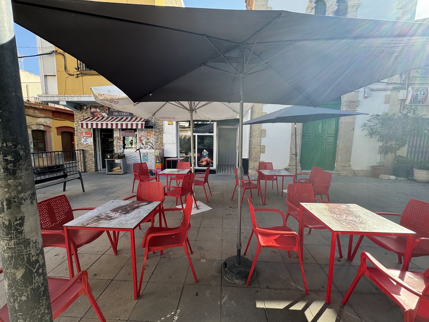 Halal restaurante cafetería RIFEÑO Halal - Restaurante en Almería