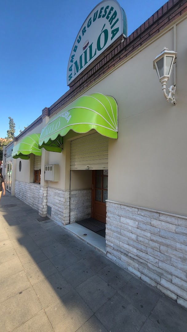 Hamburgueseria Milo - Hamburguesería en Almería