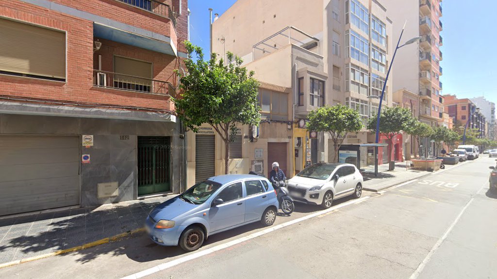 Heladería Alacant - Heladería en Almería
