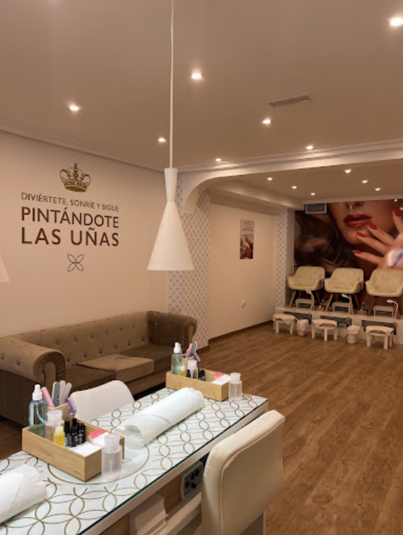 Hello Nails - Salón de manicura y pedicura en Almería