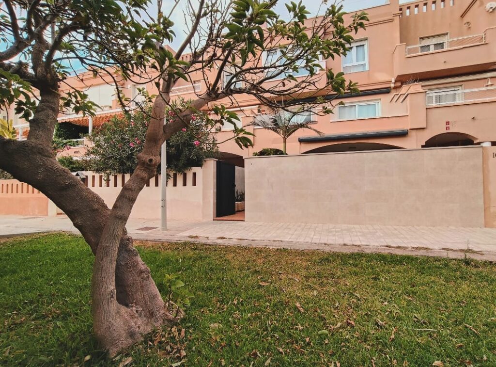Home Suites Almeria - Hotel en Almería