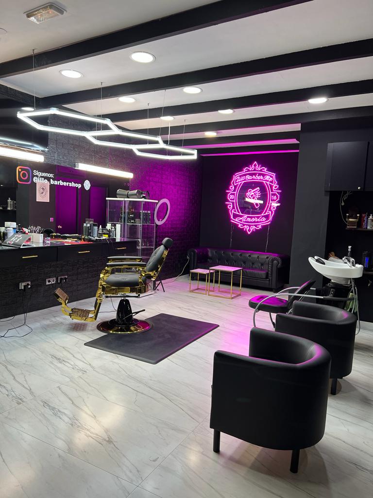 ILLO BARBER SHOP - Peluquería en Almería