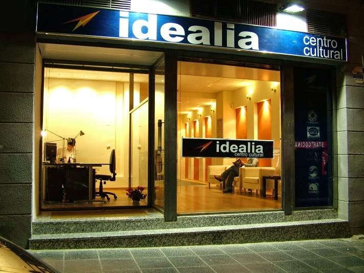 Idealia Centro Cultural - Organización de voluntariado en Almería