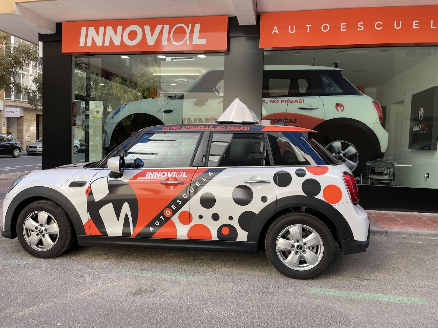 Innovial Autoescuela | Sede Centro - Autoescuela en Almería