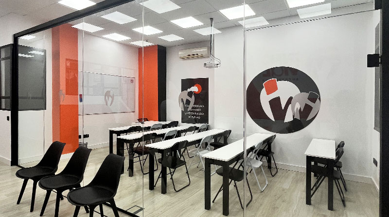 Innovial Autoescuela | Sede Zapillo - Autoescuela en Almería