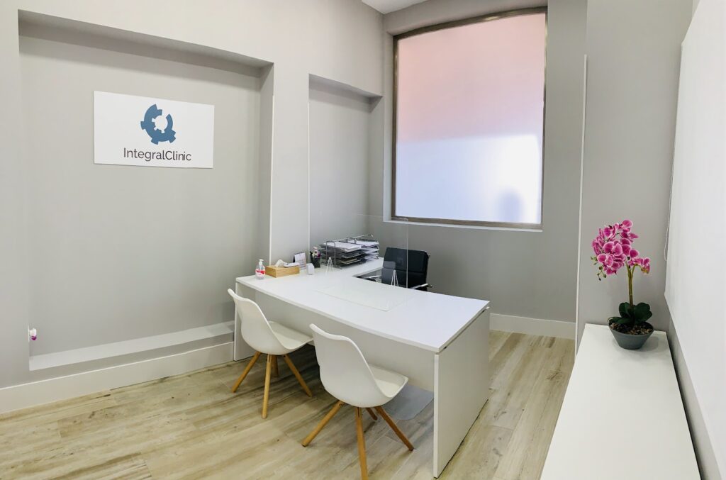 IntegralClinic - Logopeda en Huércal de Almería