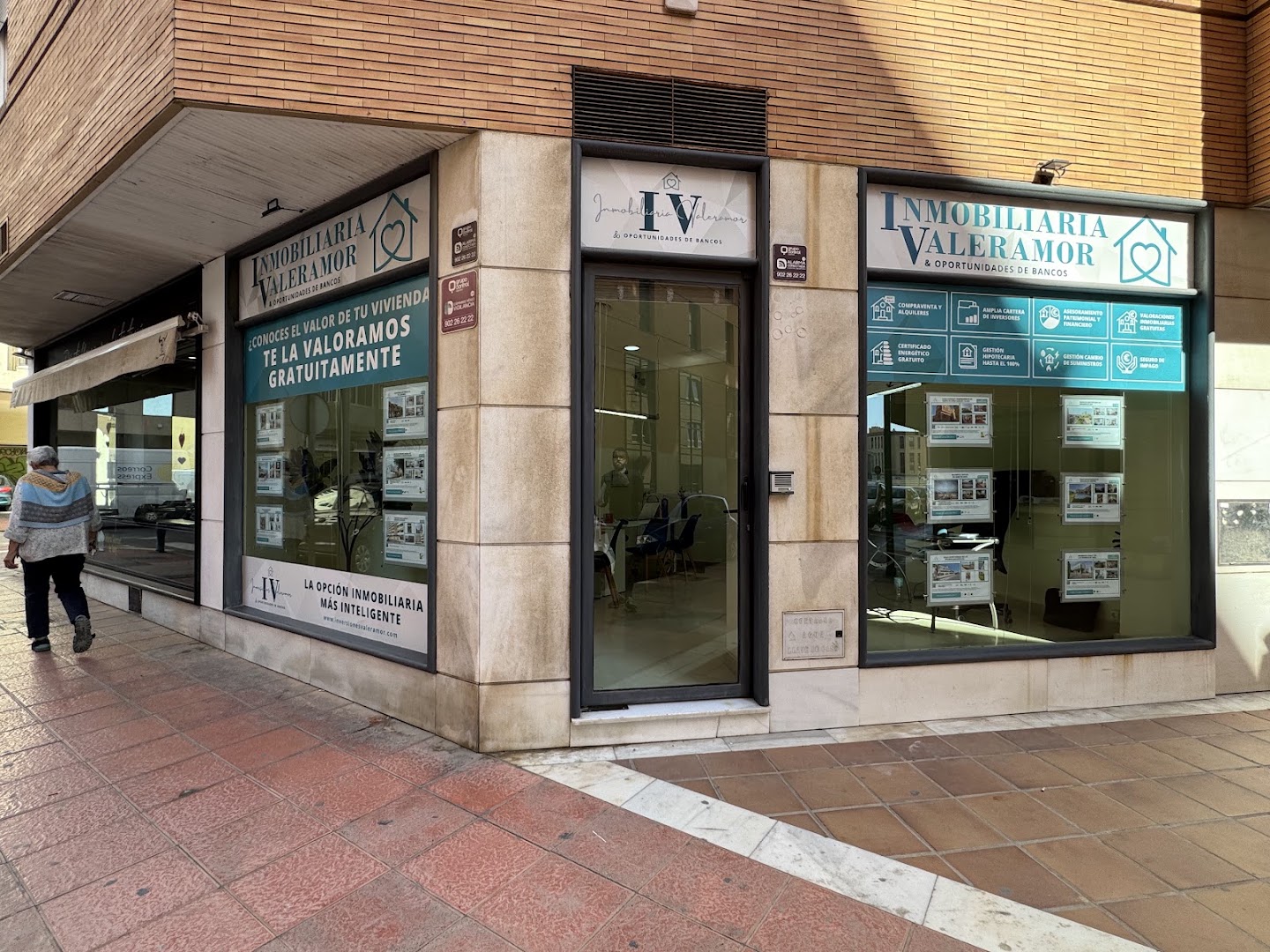 Inversiones Valeramor SL - Agencia inmobiliaria en Almería