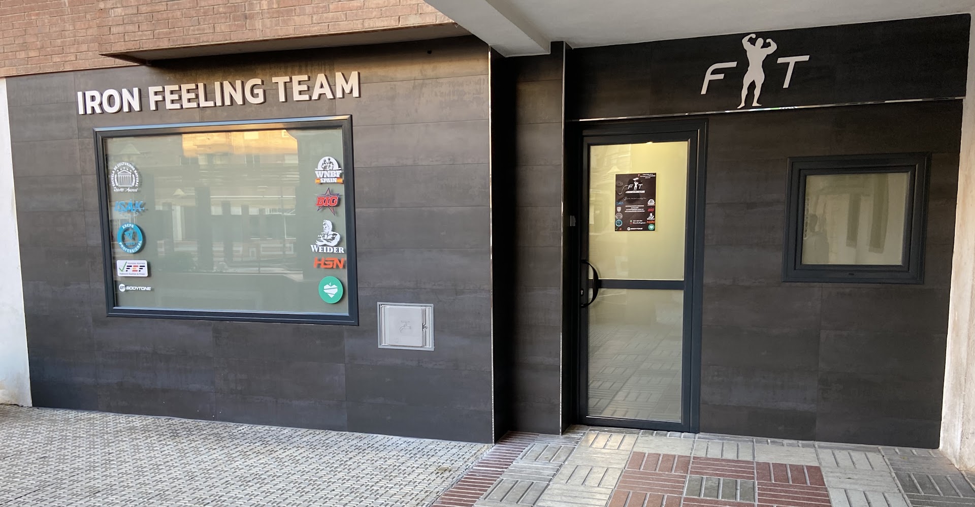 Iron Feeling Team - Gimnasio en Almería