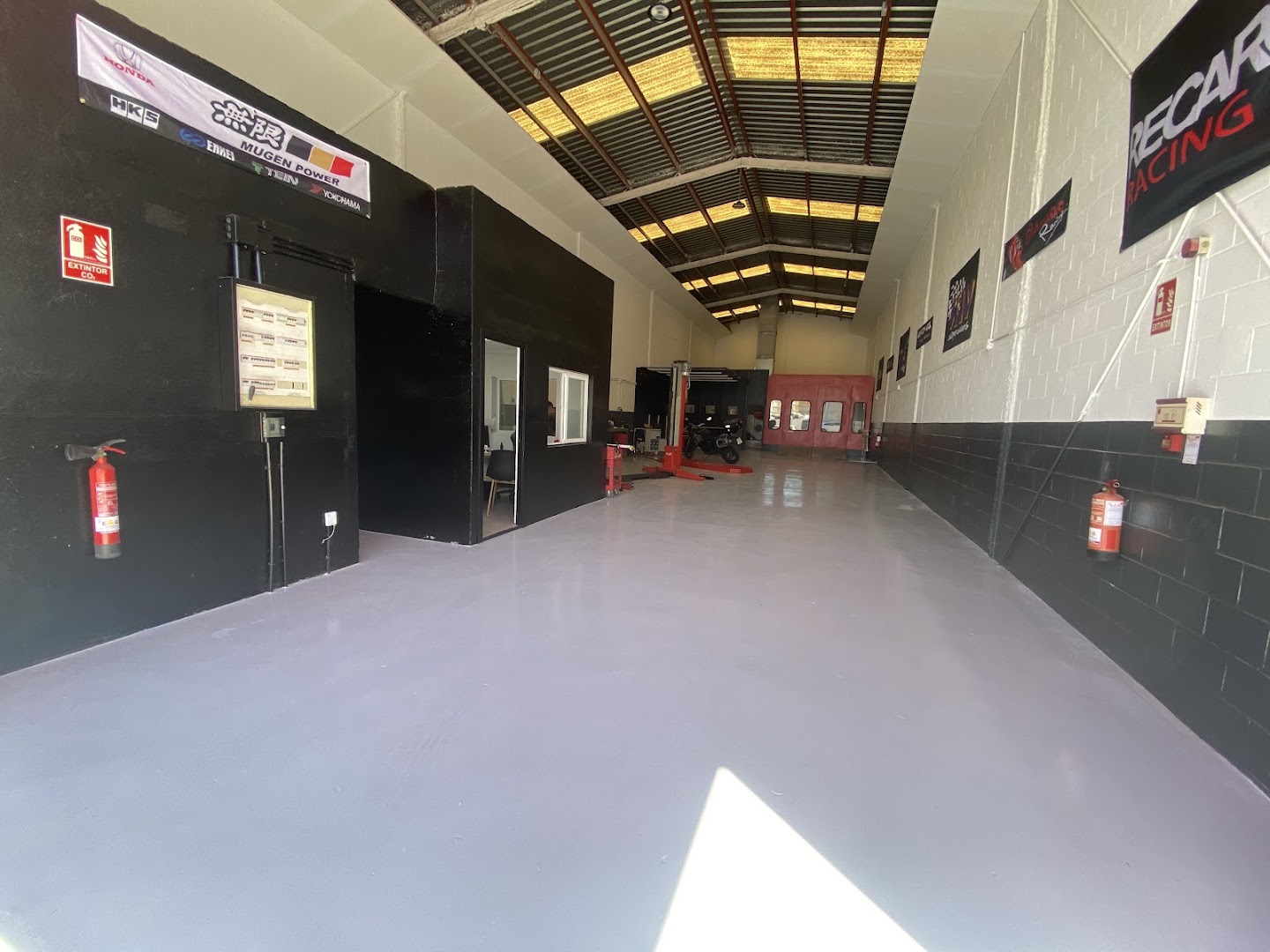 JD CAR PERFORMANCE CHAPA Y PINTURA - Taller de chapa y pintura en Viator