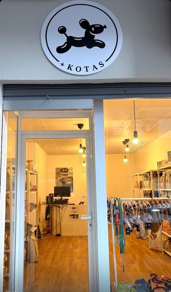 +KOTAS - Tienda de productos para mascotas en Almería