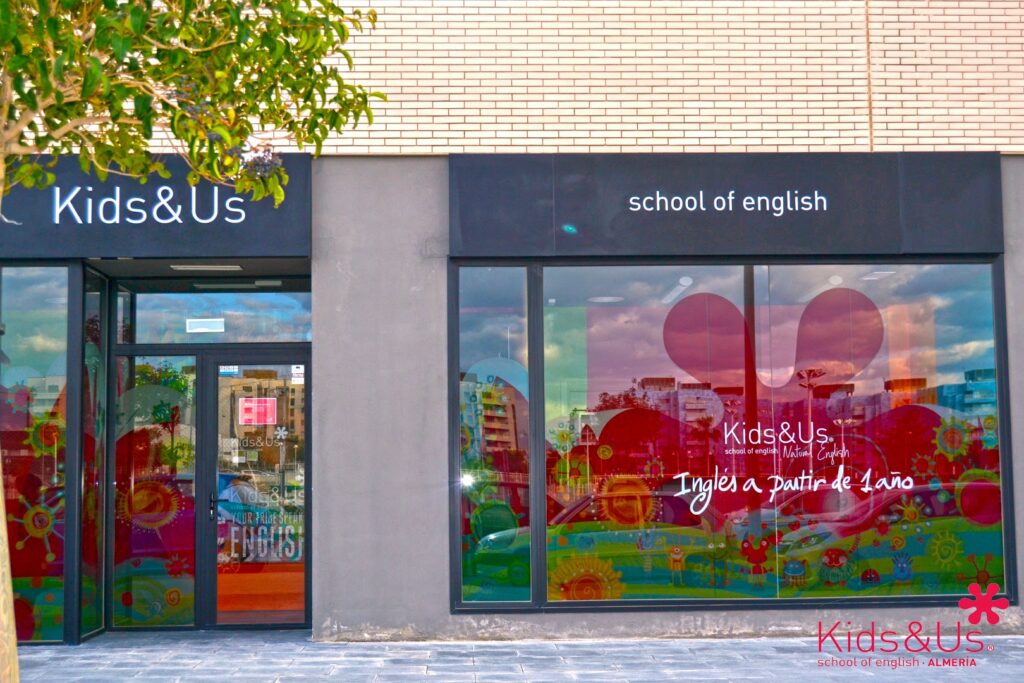 Kids&Us - Inglés para niños - Academia de inglés en Almería