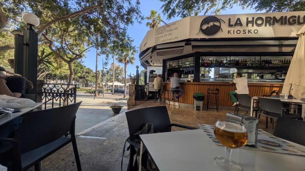 Kiosko La Hormiguita - Bar de tapas en Almería