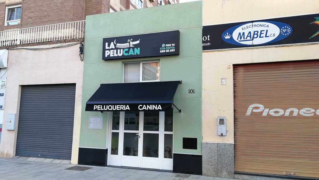 LA PELUCAN (Peluquería Canina) - Peluquero de mascotas en Almería