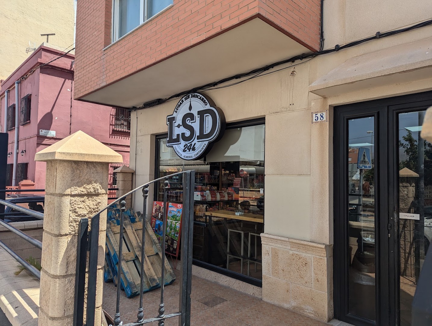 LSD 24 horas ZAPILLO - Tienda de alimentación en Almería