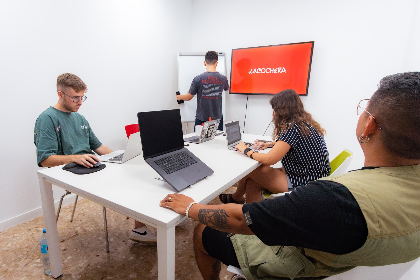 La Cochera | Agencia Marketing Almería - Agencia de marketing en Almería