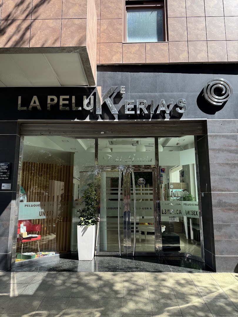 La Pelukkerias - Peluquería en Almería