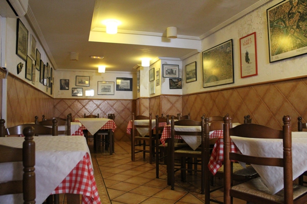 La Trattoria - Pizzería en Almería