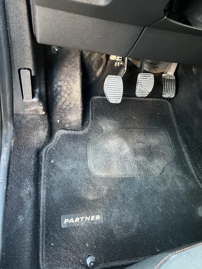 Lavadero Luher del rocio - Servicio de lavado de coches en Almería