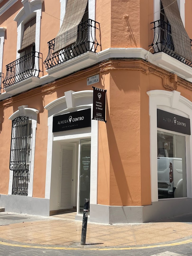 Lavandería Almería Centro - Lavandería de autoservicio en Almería