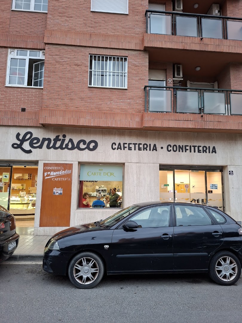Lentisco Cafetería y Confitería - Cafetería en Almería