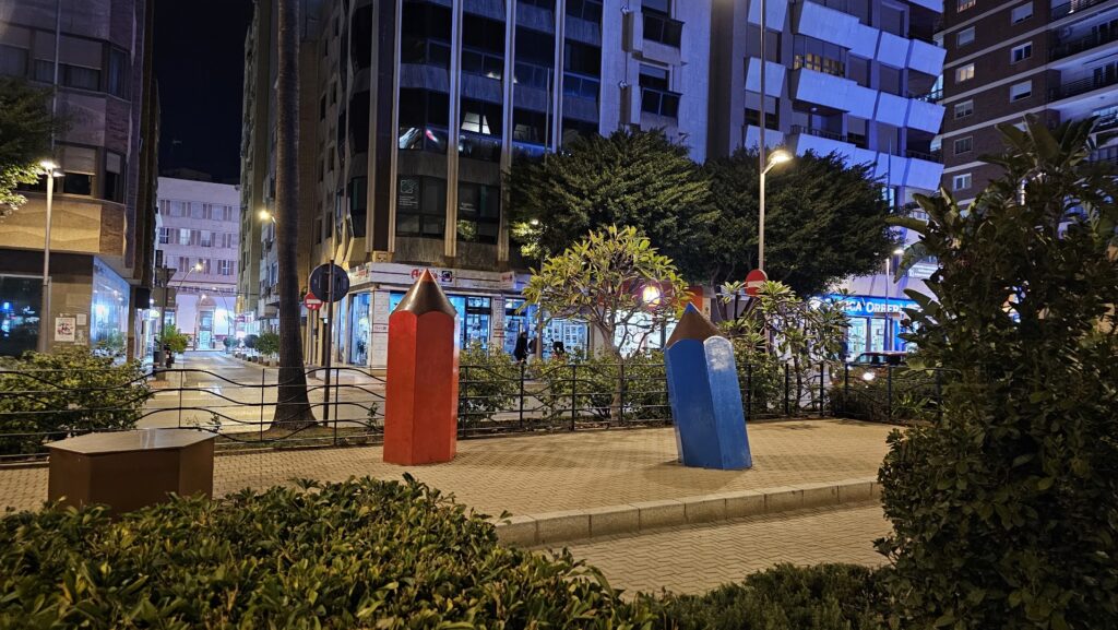 Los Lápices - Escultura en Almería