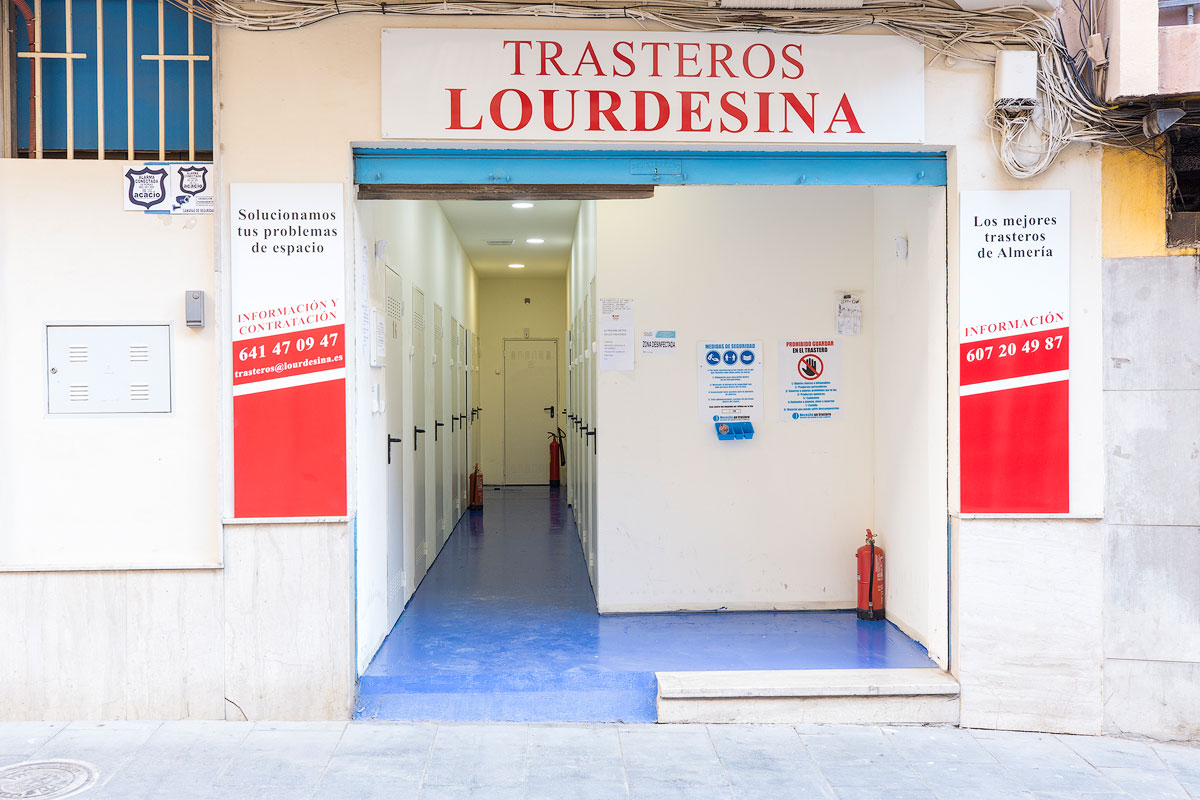 Lourdesina Inversiones S.L. - Agencia inmobiliaria en Almería