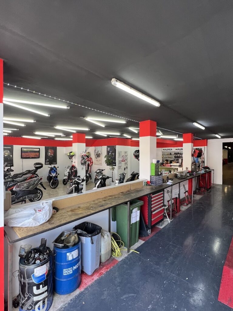 MOTO WALLY - Taller de reparación de motos en Almería