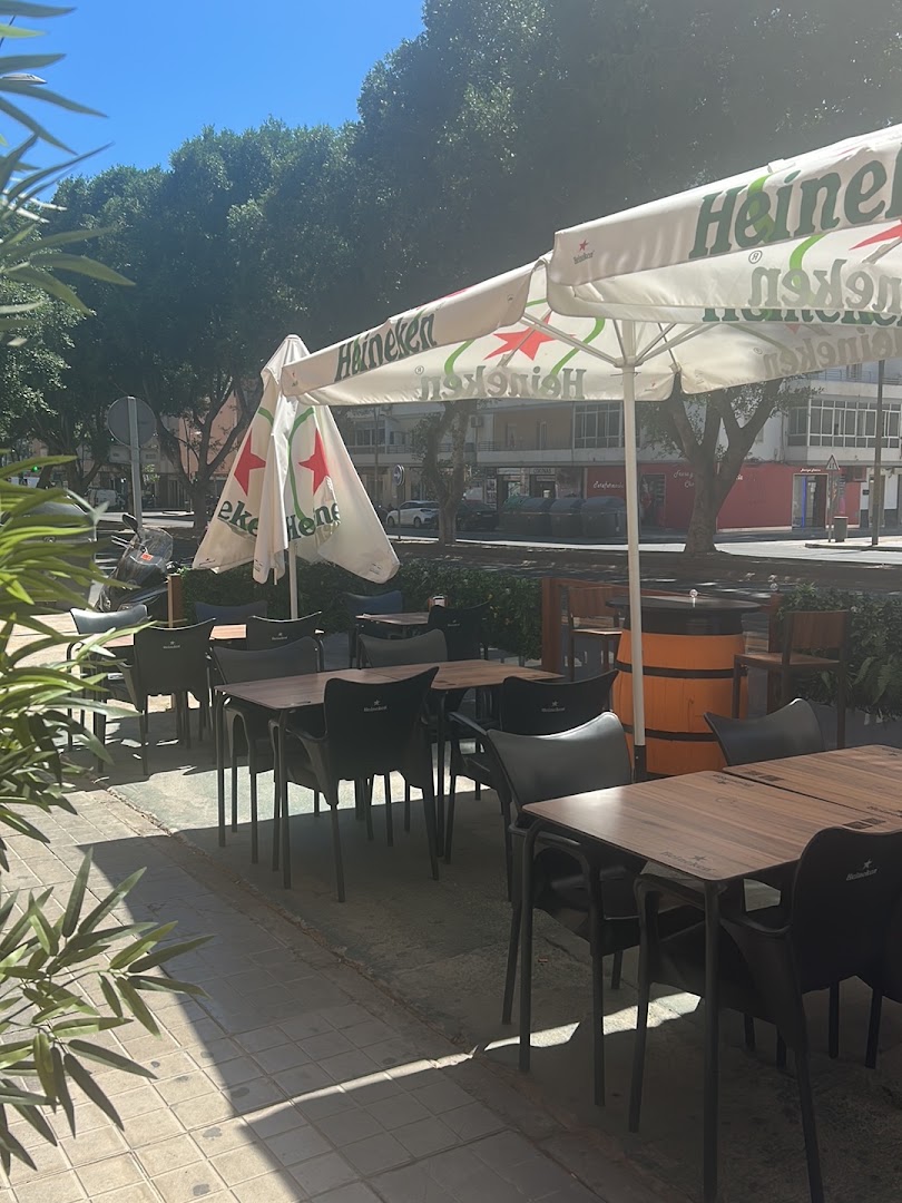 MR JONES - Cafetería en Almería