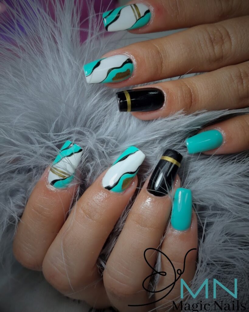 MagicNails YN - Salón de manicura y pedicura en Almería