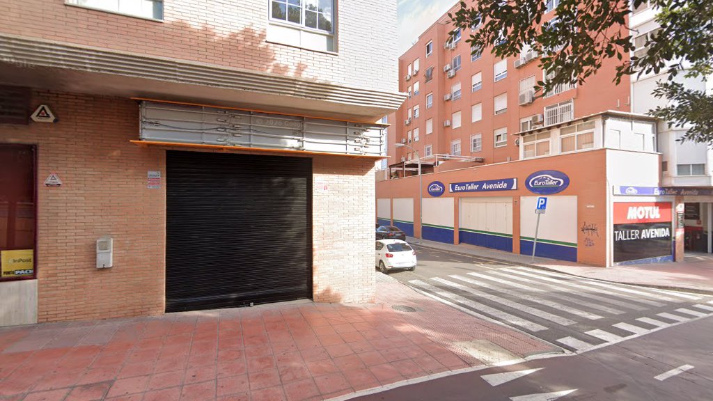 Manuel Reyes de tapia - Estanco en Almería