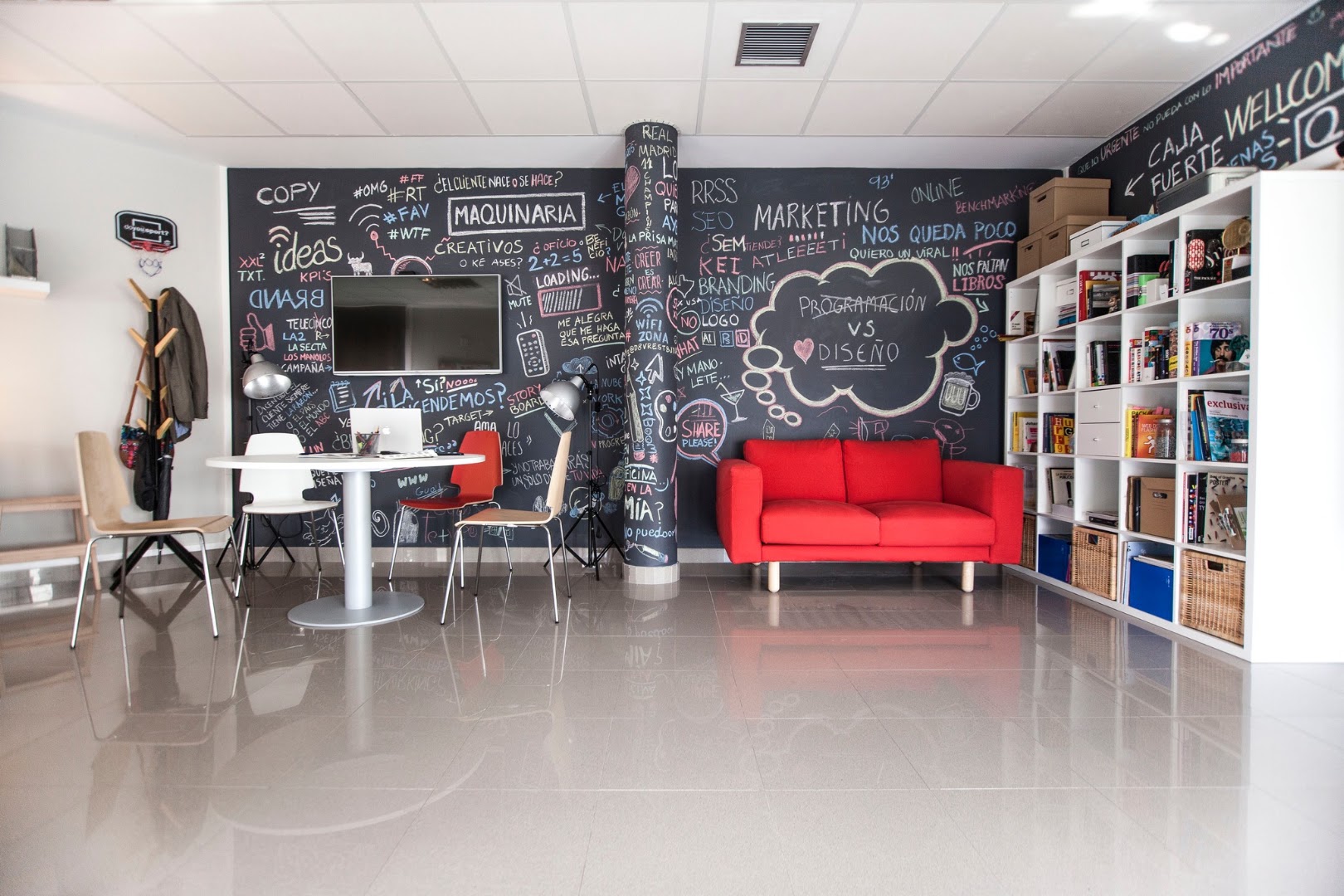 Maquinaria Estudio - Agencia de publicidad en Almería