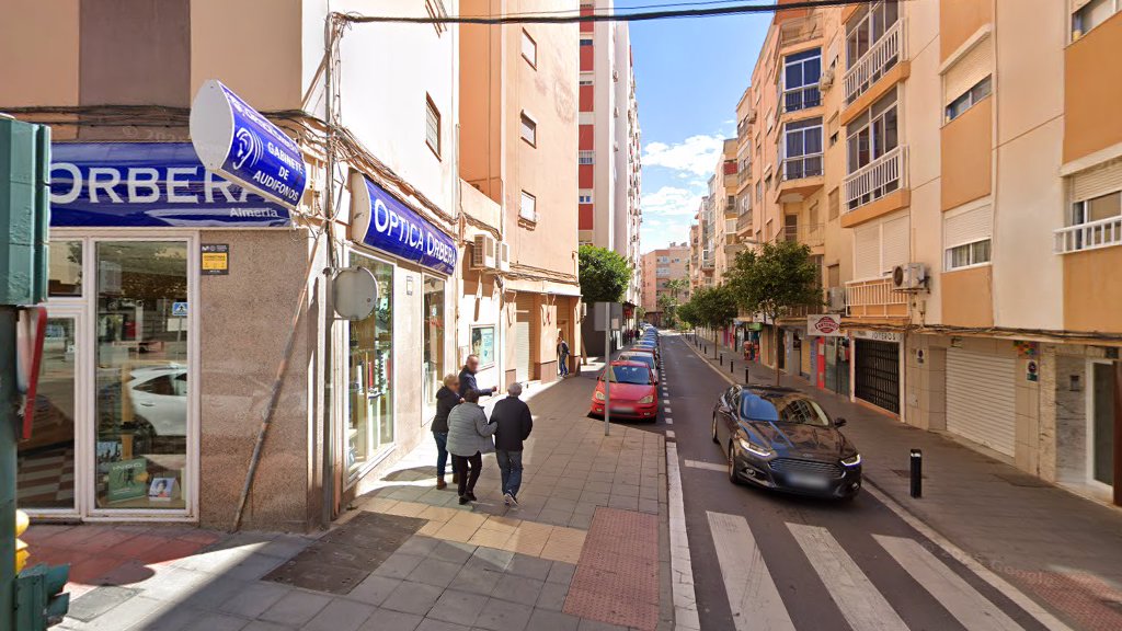 María Dolores Abellán García - Dentista en Almería