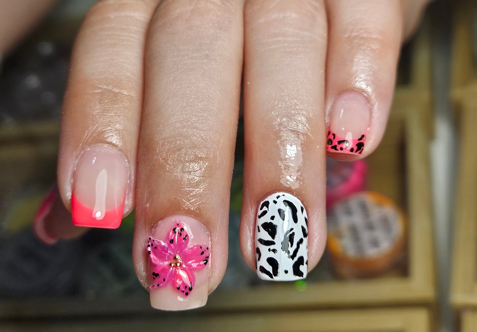 Mayemi Nails - Salón de manicura y pedicura en Almería
