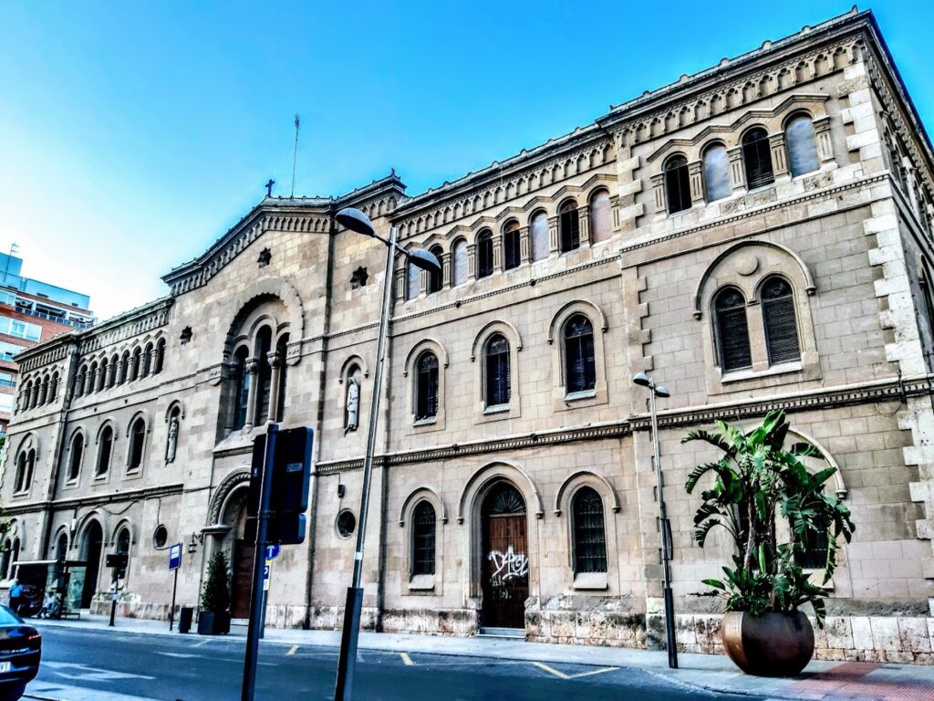 McGinty School - Almería centro - Academia de inglés en Almería