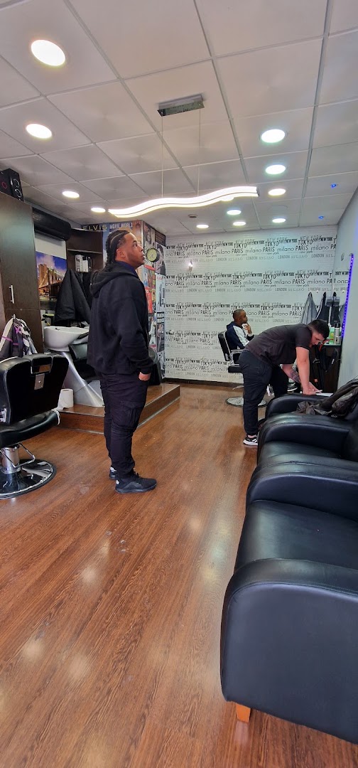 Medrano Peluqueros - Peluquería en Almería
