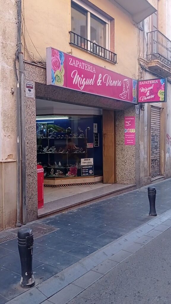 Miguel & Vanesa - Zapatería en Almería