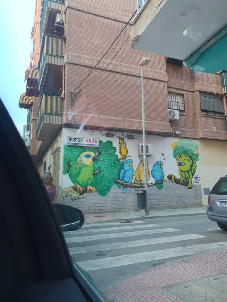Mister Guau - Tienda de alimentos para animales en Almería