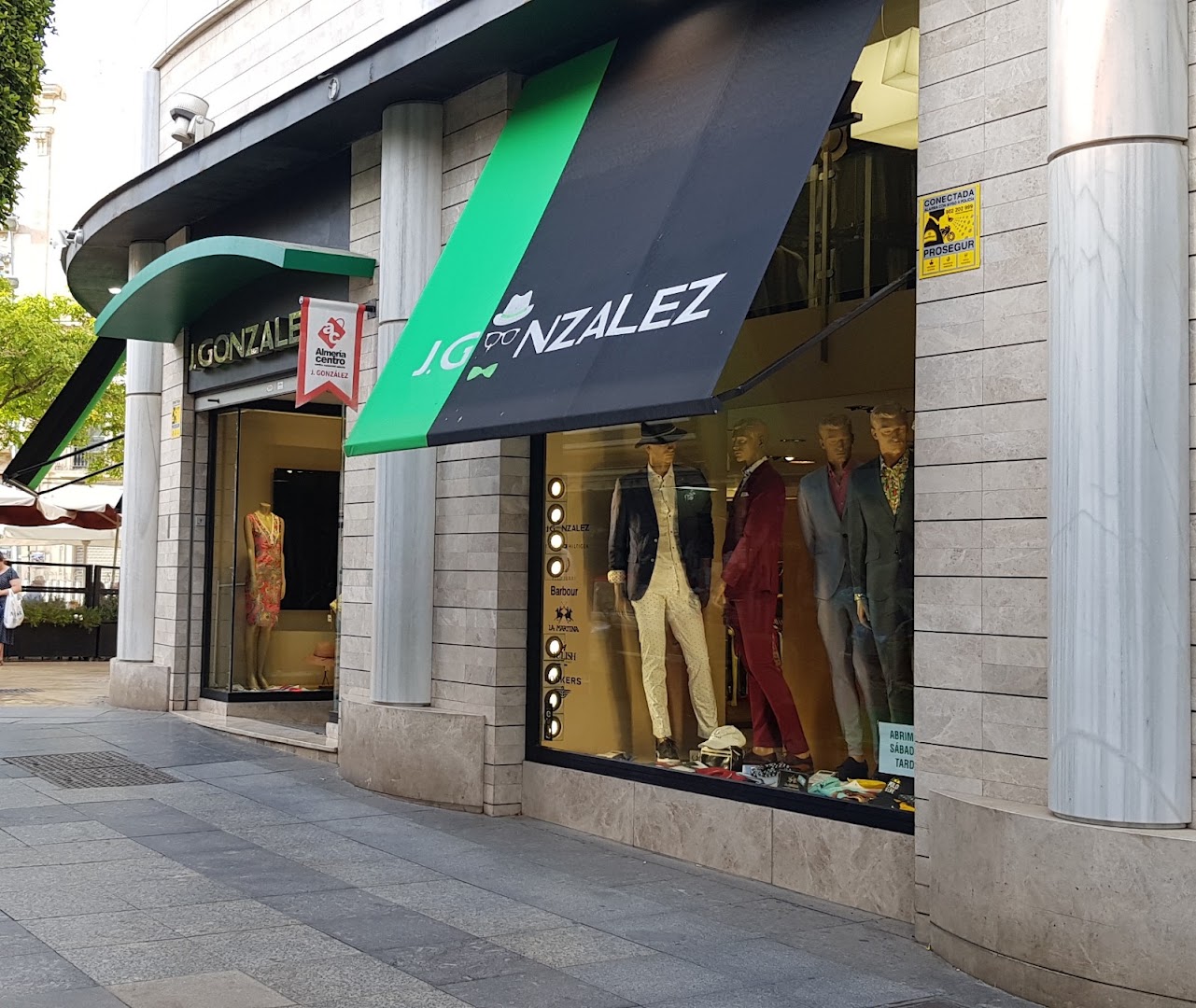 Modas J González - Tienda de ropa en Almería