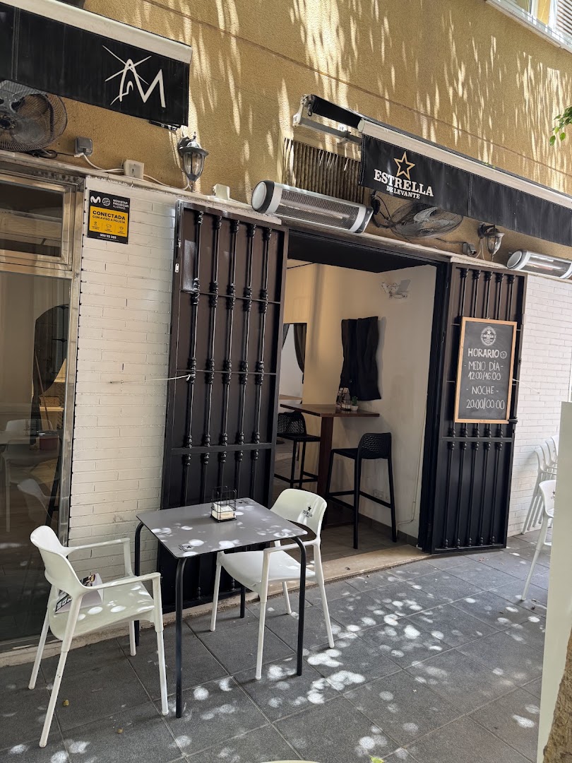 Molino Almeria - Bar de tapas en Almería