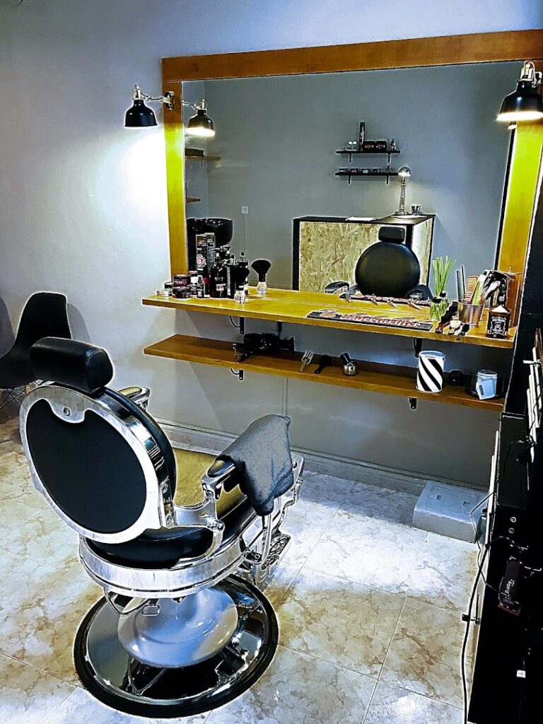 Mr. Monkey Barber Club - Barberia en almeria - Barbería en Almería