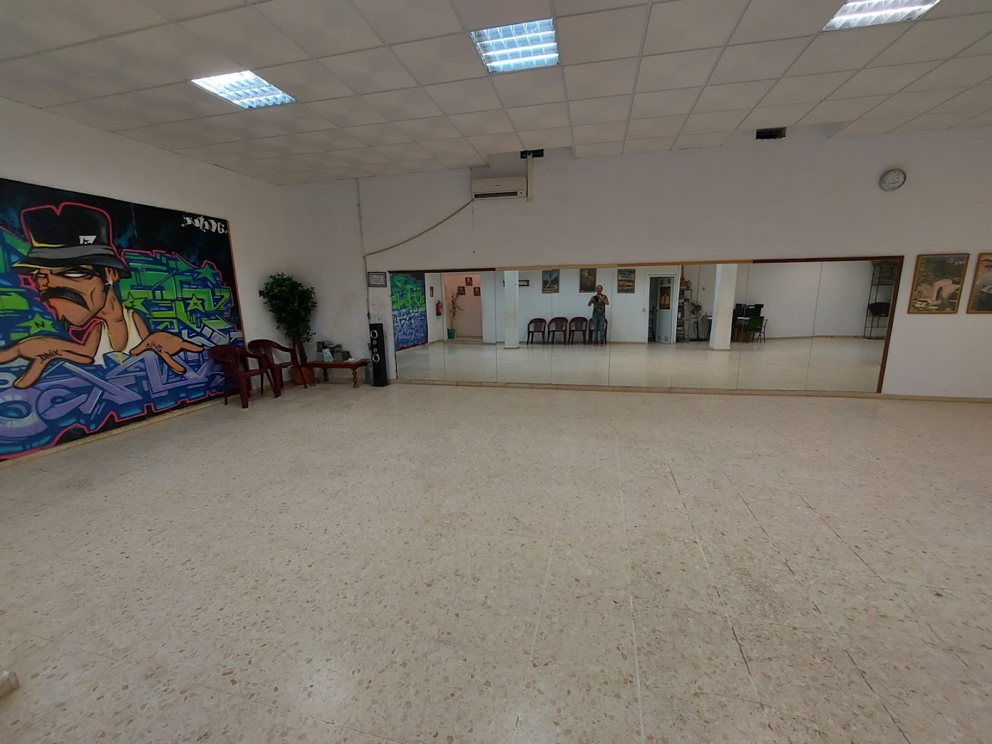 Mundo Salsero Almería - Clases de salsa en Almería