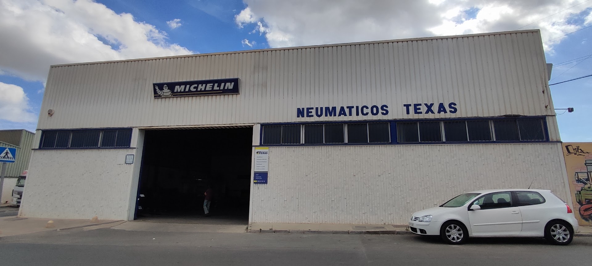 NEUMATICOS TEXAS - Tienda de neumáticos en Huércal de Almería