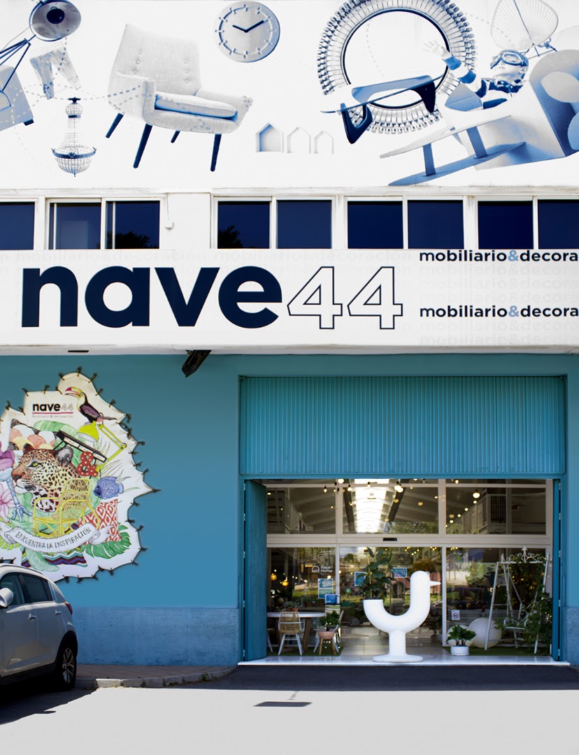 Nave 44 - Tienda de muebles en Almería