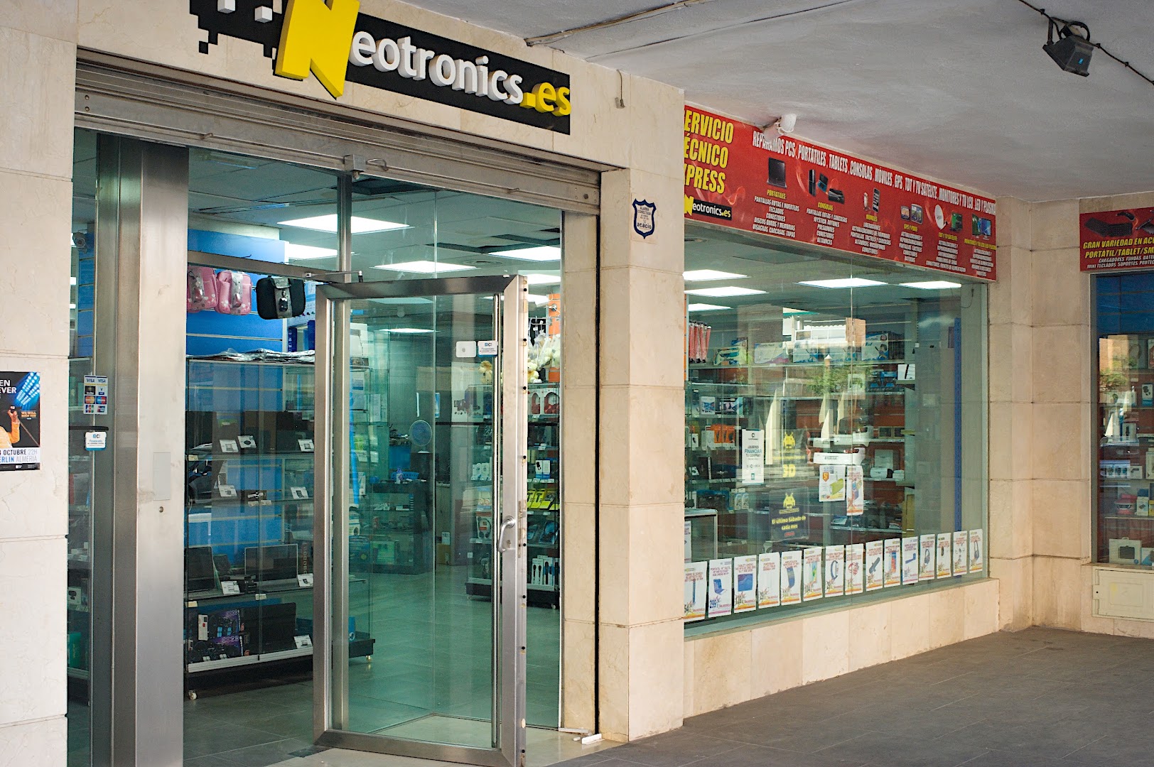 Neotronics (ALMERIA) - Tienda de informática en Almería