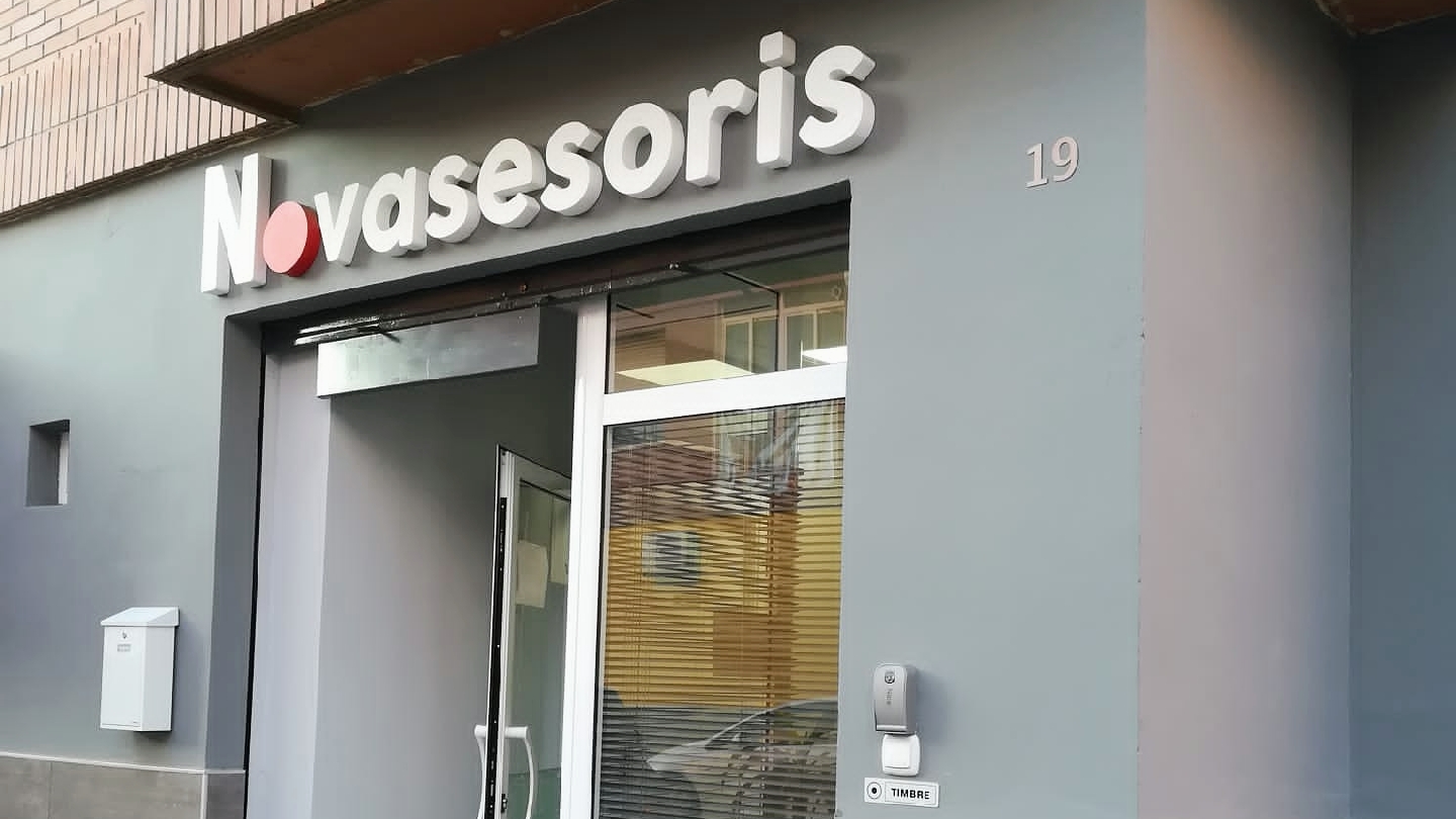 Novasesoris (Asesoría Fiscal-Laboral-Contable) - Asesor fiscal en Almería